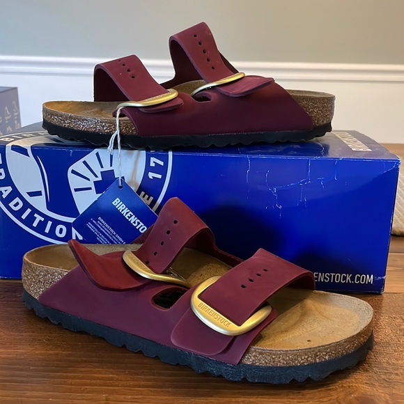 birkenstock arizona big buckle maroon